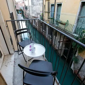 Casa Di Chiara Apartment