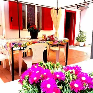 garden-house-airport.hotels-amalfi.com/