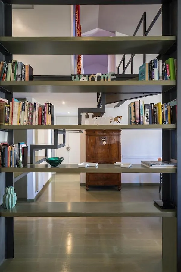 Mansardina - 1 Min From Accademia - Duplex Stylish And Cosy Apartment Venice
