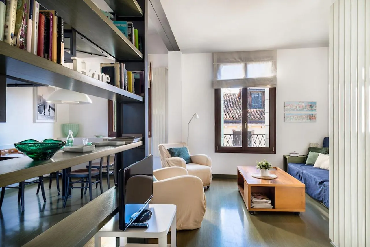 Mansardina - 1 Min From Accademia - Duplex Stylish And Cosy Apartment Venice 0*,  Italy