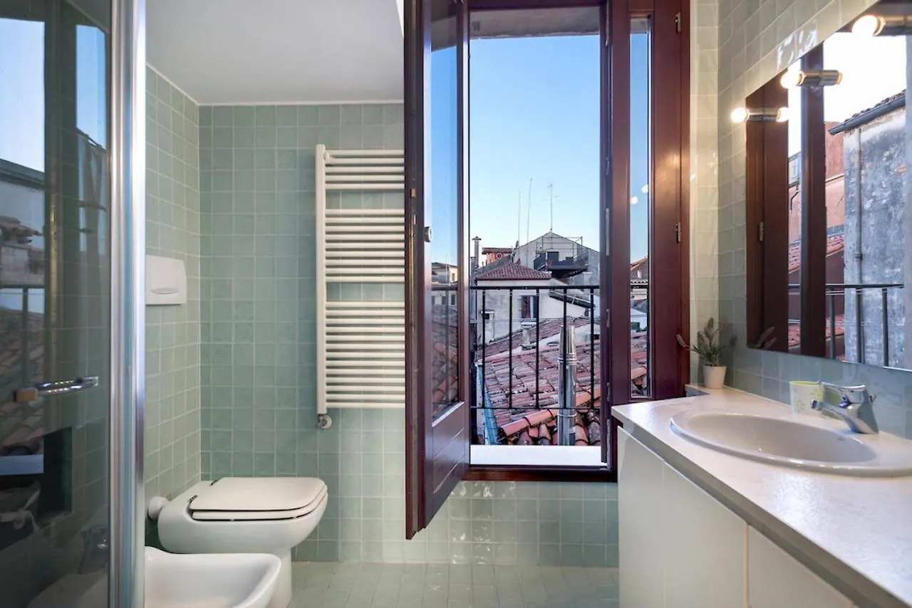Mansardina - 1 Min From Accademia - Duplex Stylish And Cosy Apartment Venice