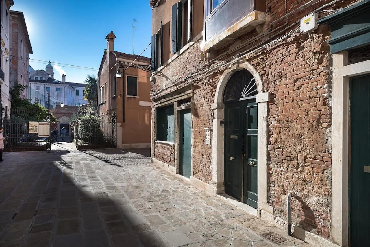 Mansardina - 1 Min From Accademia - Duplex Stylish And Cosy Apartment Venice 0*,