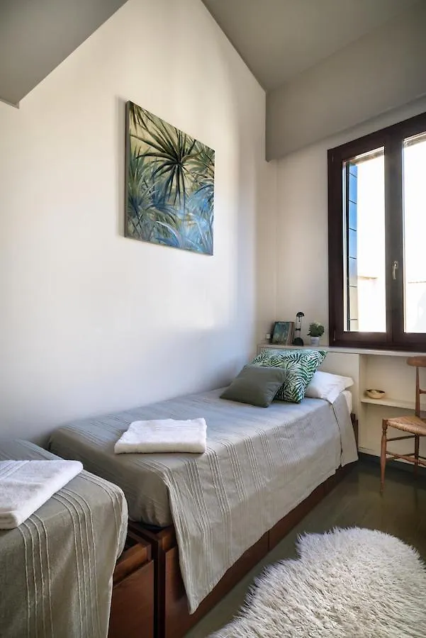 Mansardina - 1 Min From Accademia - Duplex Stylish And Cosy Apartment Venice