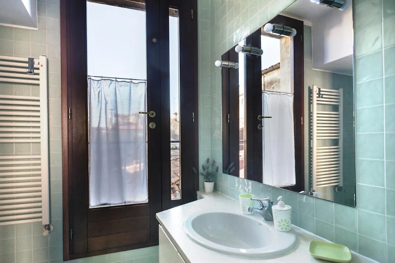 Mansardina - 1 Min From Accademia - Duplex Stylish And Cosy Apartment Venice