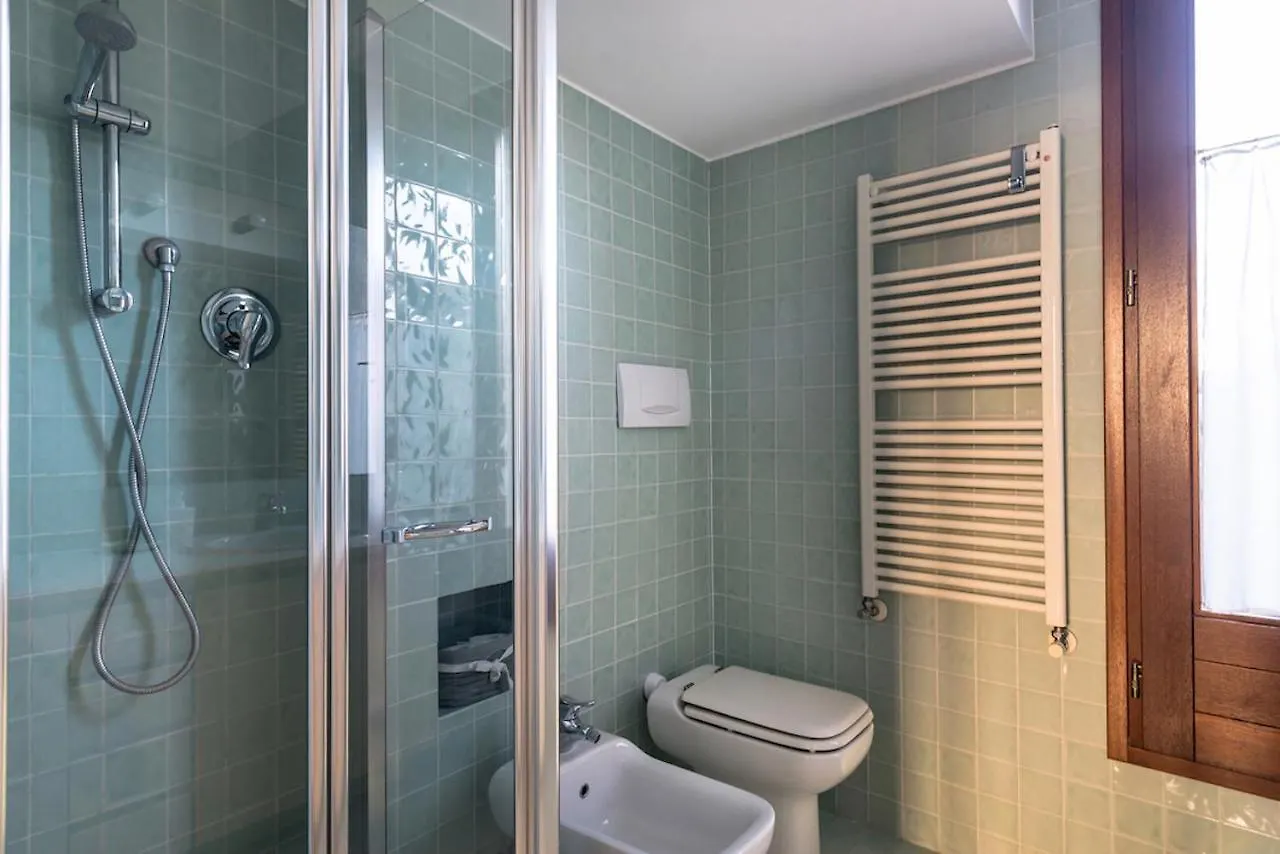 Mansardina - 1 Min From Accademia - Duplex Stylish And Cosy Apartment Venice 0*,  Italy
